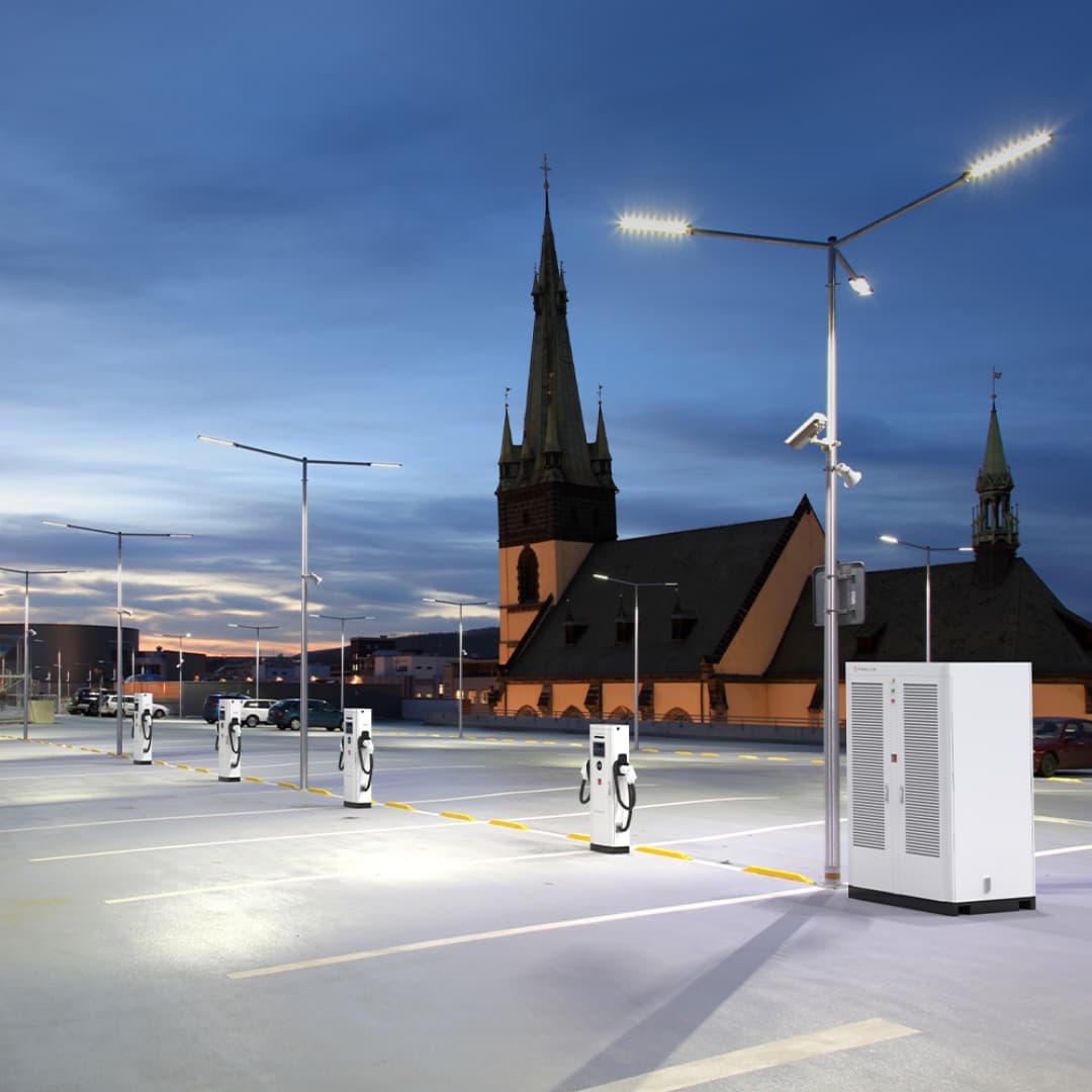 How Businesses Can Profit from Installing DC Fast Chargers (باللغة الإنجليزية)